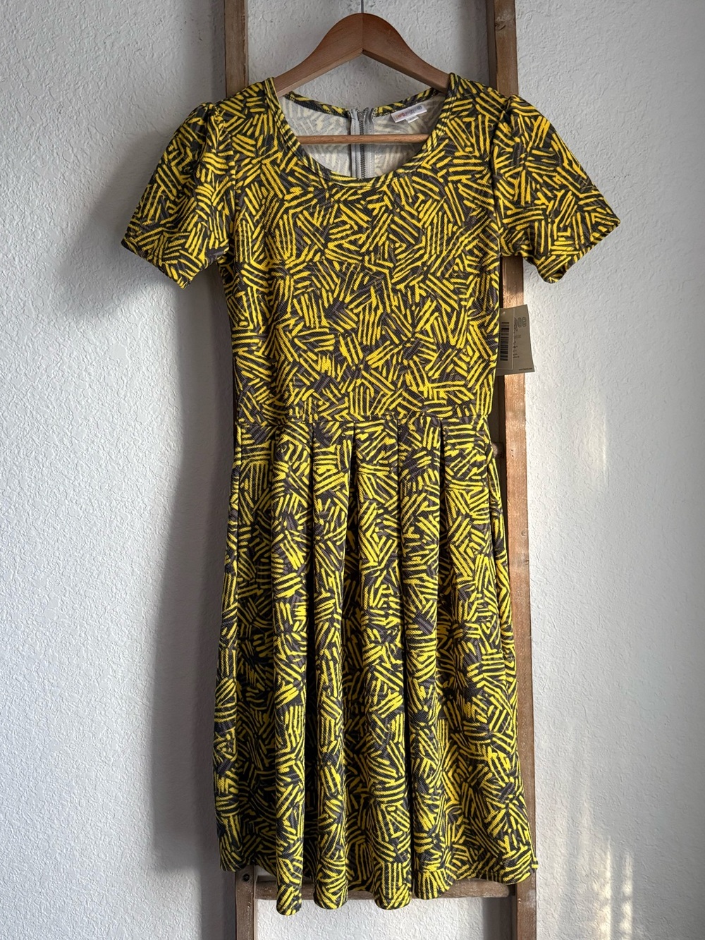 LuLaRoe Amelia Dress Yellow & Grey Geometric Print NWT sz: XS